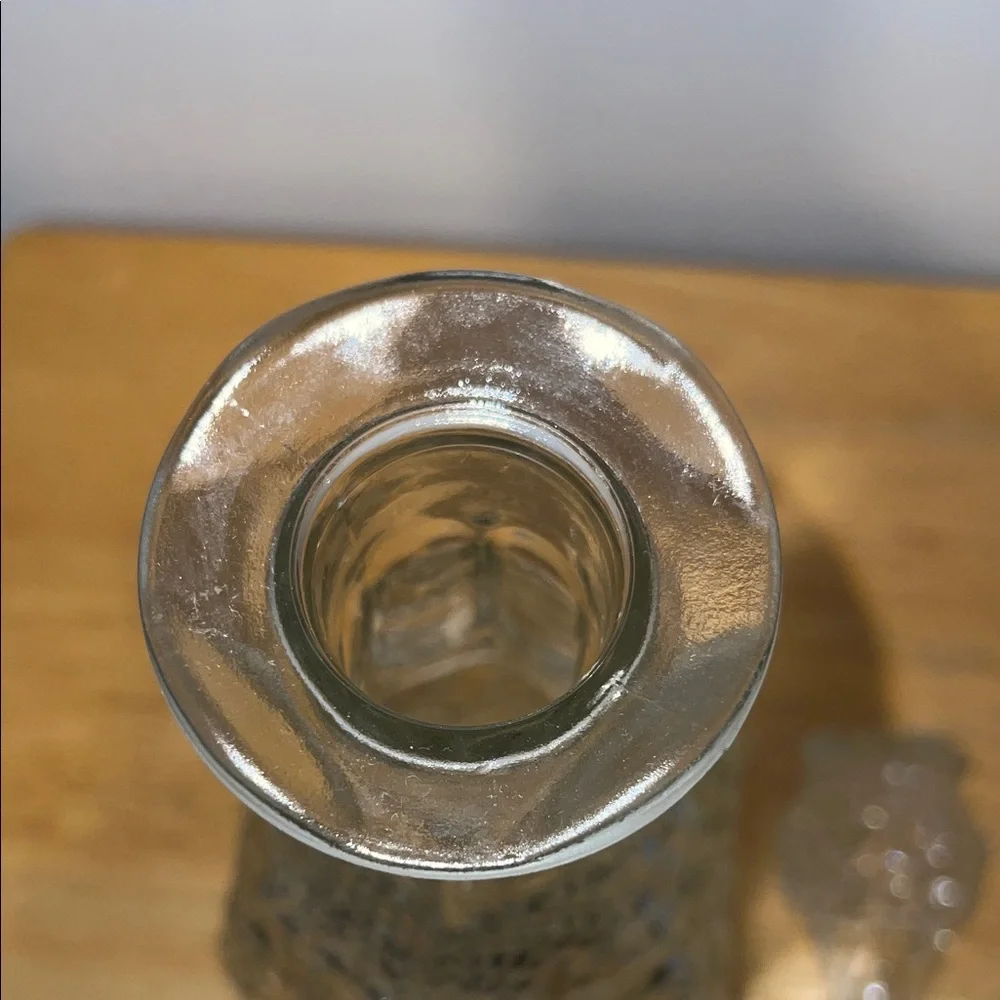 Vintage Anchor Elegant Crystal Glass Decanter
